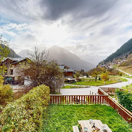 Apartment Le Marmotton, Le Charme Savoyard